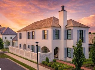 2 Topper Dr, Greenville, SC 29615