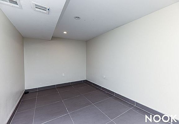 3rd image of 1512 De Kalb Ave #1R