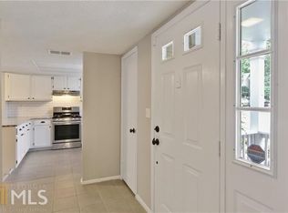 13 Fair Haven Way SE, Smyrna, GA