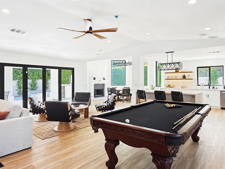 363 W Yorba Rd — Photo 4
