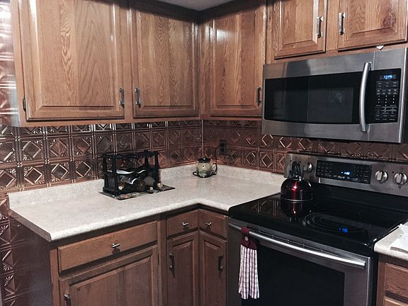 2nd image of 801 Trailridge E