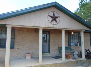 1425 Engel Rd, Marion, TX 78124