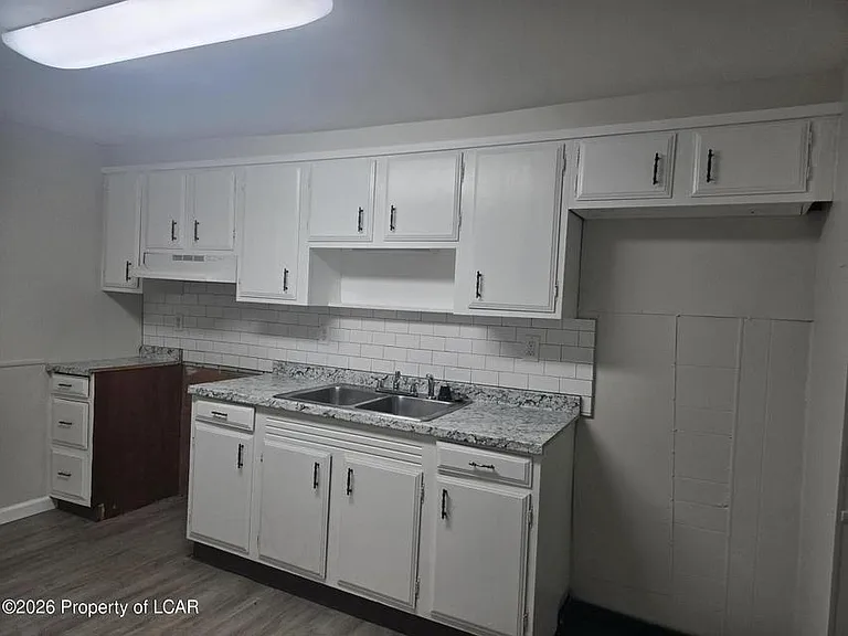 513 Oak St #2 — Photo 5