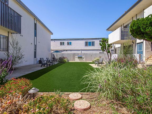 4th image of 22620 Ocean Ave APT 8
