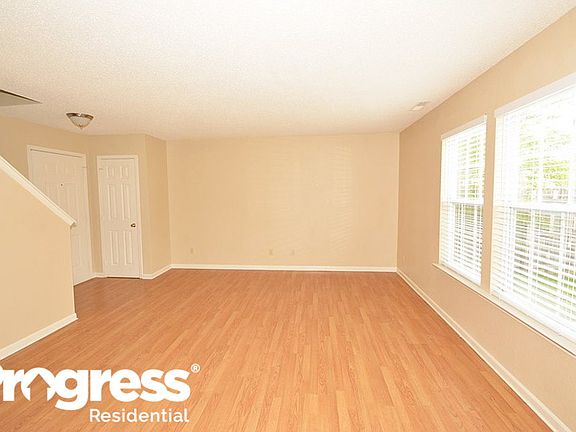 5th image of 11895 Buck Creek Cir