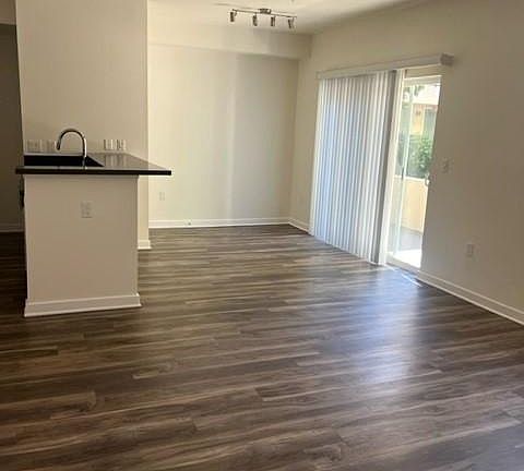 10240 Commerce Ave #211, Tujunga, CA 91042 | Zillow