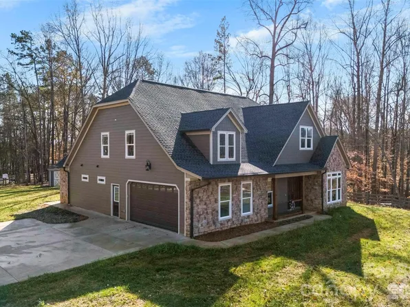 516 Lands End Trl, Belmont, NC 28012