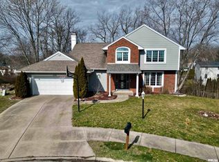 1539 W Holly Hedges Dr, Peoria, IL 61614
