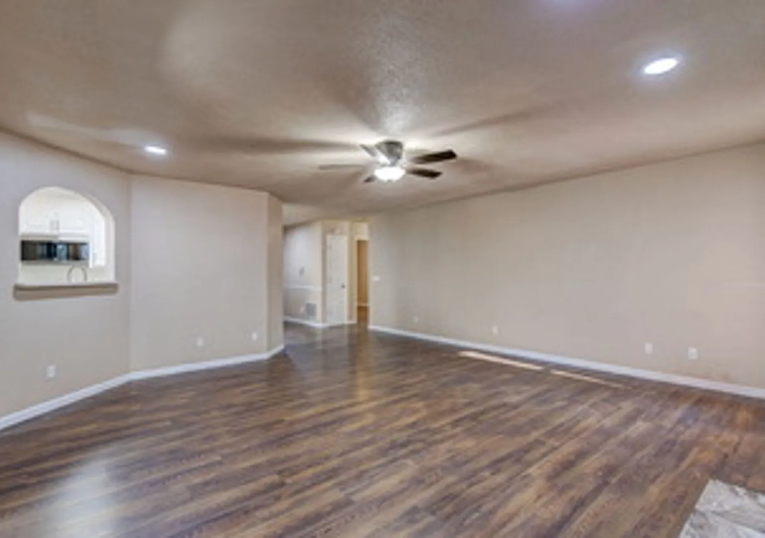 212 Running Deer Drive — Photo 4