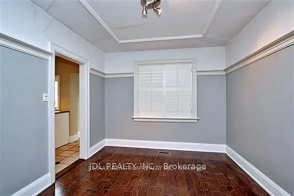 23 Bowood Ave — Photo 6