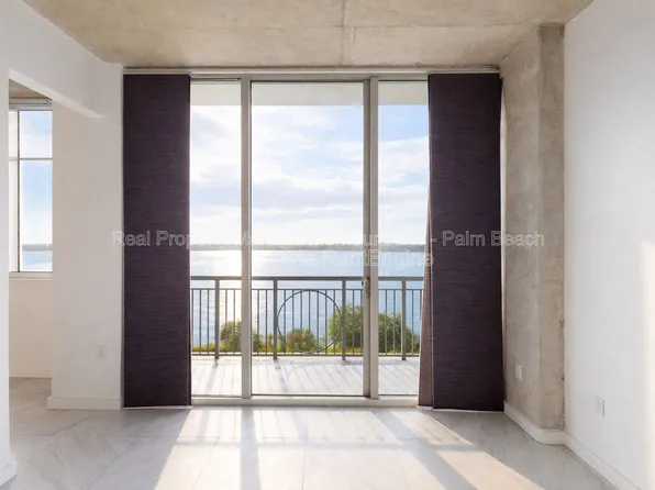 300 S Australian Ave, West Palm Beach, FL