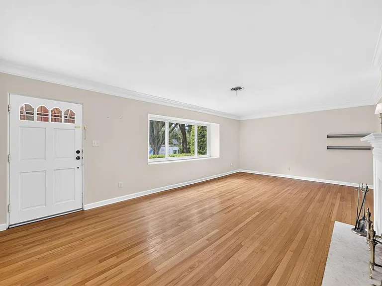 2406 Shoreham Rd — Photo 15
