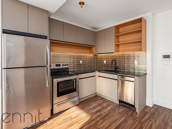 4th image of 26-25 3rd St #406B