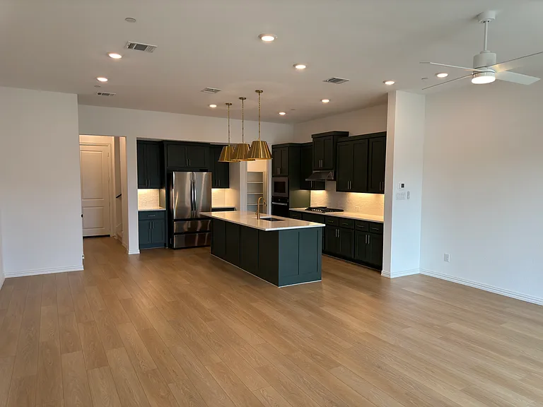 1278 Daybreak Dr — Photo 5