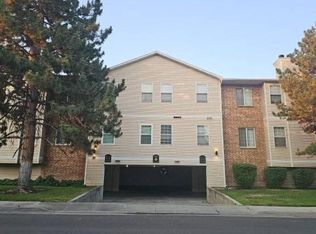 810 E Gatewood Dr, Sandy, UT 84094