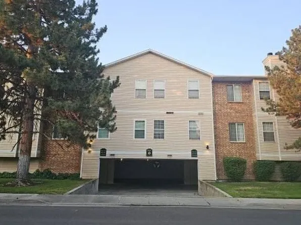 810 E Gatewood Dr, Sandy, UT 84094