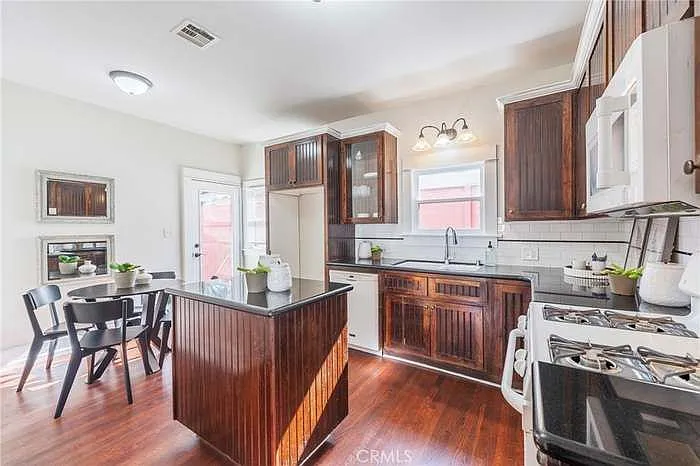 604 N Zeyn St — Photo 6