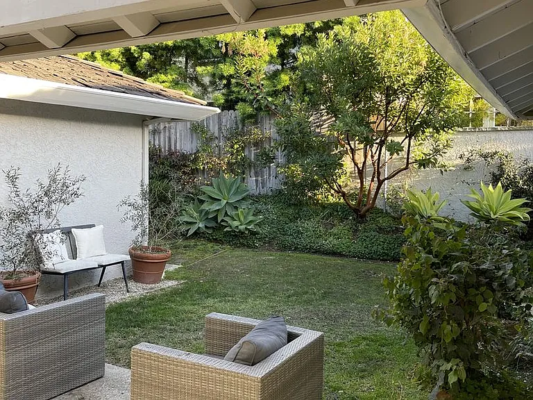 2408 Via Pacheco — Photo 15