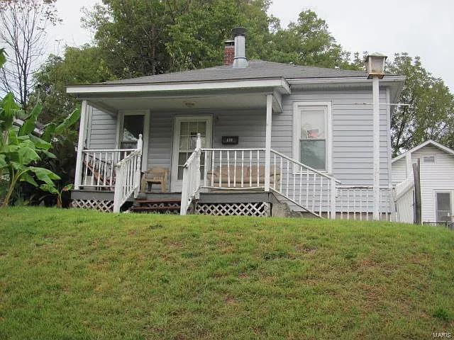 410 Augusta St photo 1