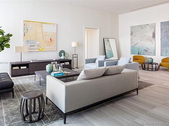 2nd image of 4701 Meridian Ave #201