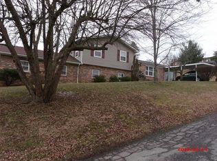 PH68 Rr 1, Hinton, WV 25951