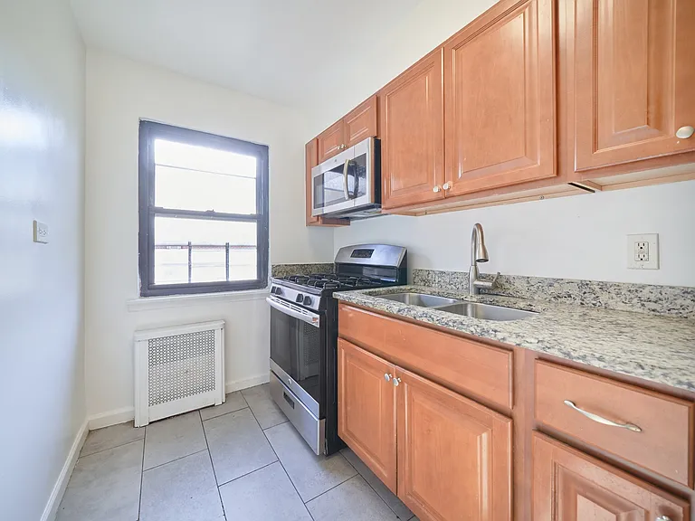 72-61 150th St #1C — Photo 7