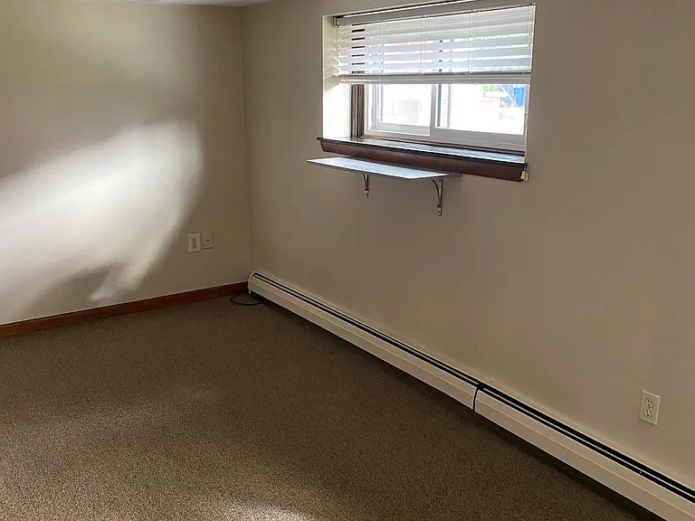140 Greene St #5 — Photo 8