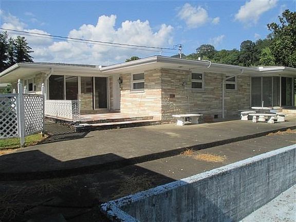 4th image of 409 S 2nd St