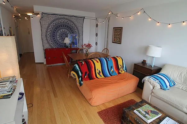 Rented by Space Marketing Shop | media 5