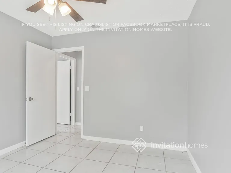 8252 Cascade Oaks Dr — Photo 15