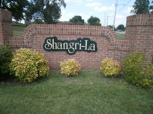 28 Shangri La Pl, Glasgow, KY 42141