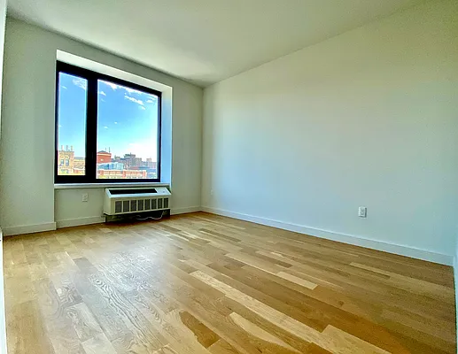 Rented by Zjama Realty Corp | media 4