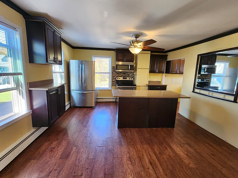 71 Prospect Hill Ave #2 — Photo 2