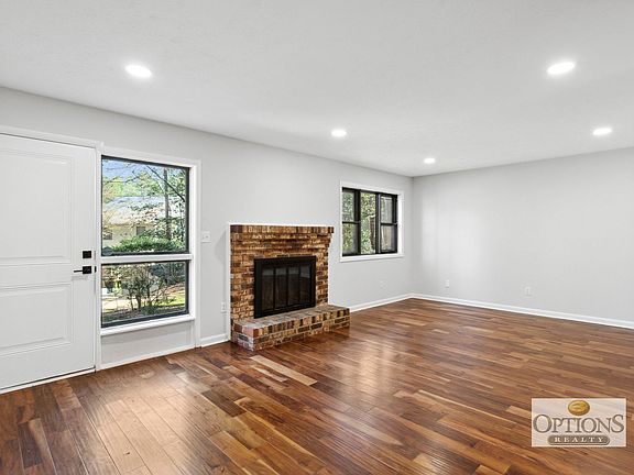 4th image of 2700 Twiggs Cir SE