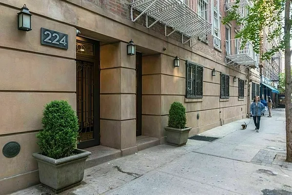 Rented by REAL New York | media 26