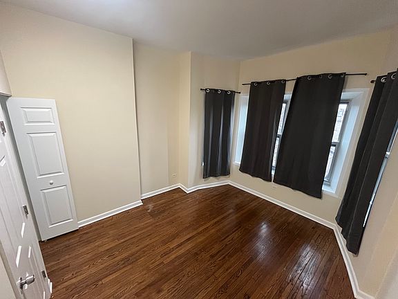 3rd image of 1325 S Sawyer Ave #3