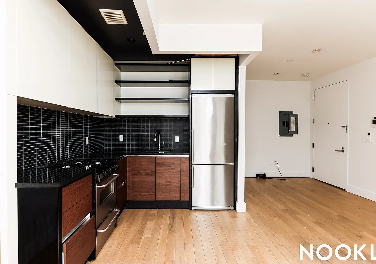 829 Willoughby Avenue — Photo 1