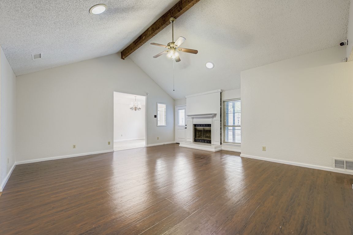 next background image