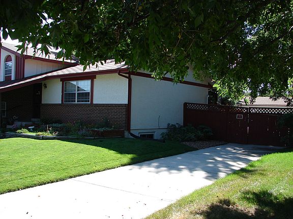 Eastside RV driveway