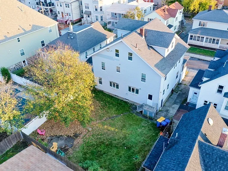 18 Tewksbury St #2 — Photo 4