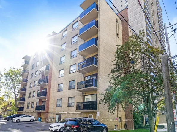 839 Roselawn Ave, Toronto, ON