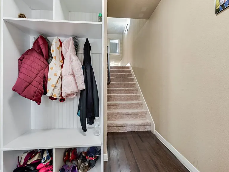3895 Asbury Ln — Photo 6