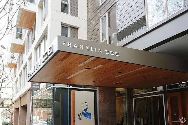 Uptown NW Collection — Photo 23