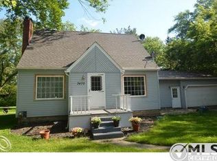 3470 Pleasant View Dr, Highland, MI 48356