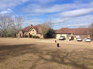 12642 Fm 1097 Rd W, Willis, TX 77318