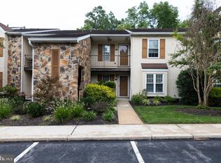 274 Valley Stream Ln, Wayne, PA 19087