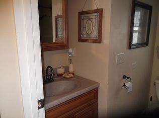 7696 S Croton Hardy Dr, Newaygo, MI 49337