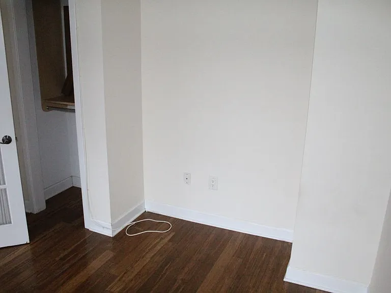 610 Newark St #6B — Photo 7