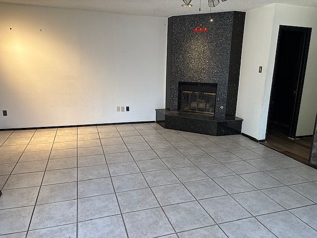 1st image of 7511 Avenue W #B