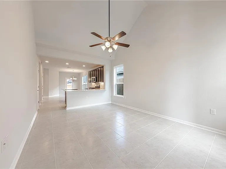 705 Durness Dr — Photo 6